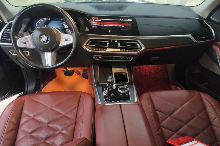 Used BMW X5 2022 Restyled xDrive 30Li Luxury Version M Sport Package Interior 2