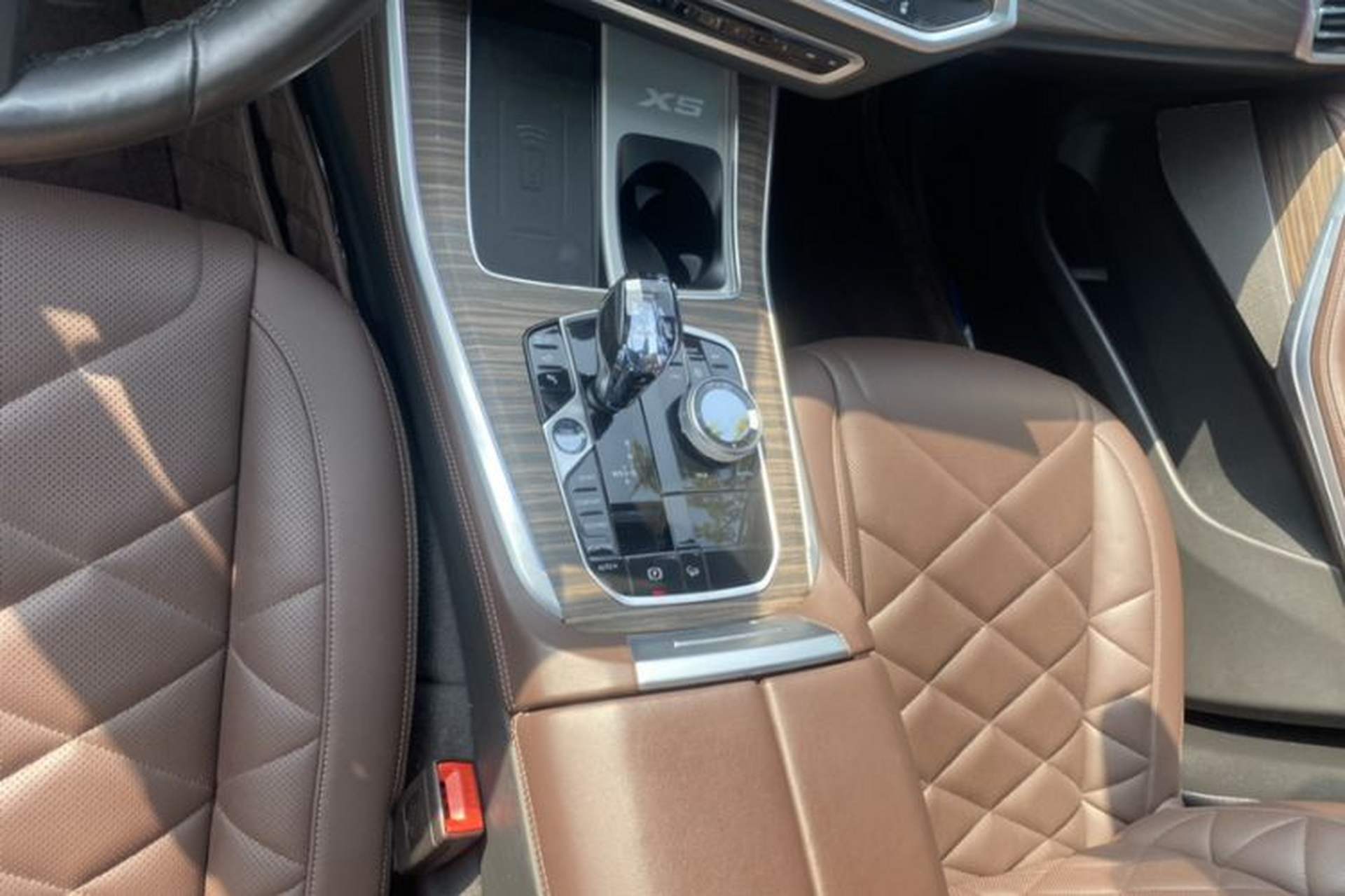 Used BMW X5 2022 xDrive 40Li M Sport Package Interior 2