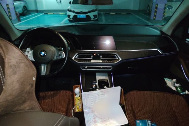 Used BMW X5 2022 xDrive 30Li M Sport Package Interior 2