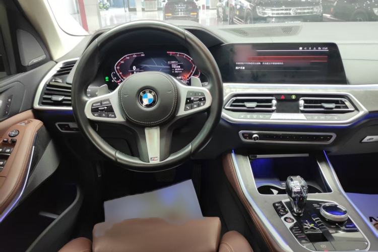 Used BMW X5 2022 xDrive40i M Sport Package Interior 2