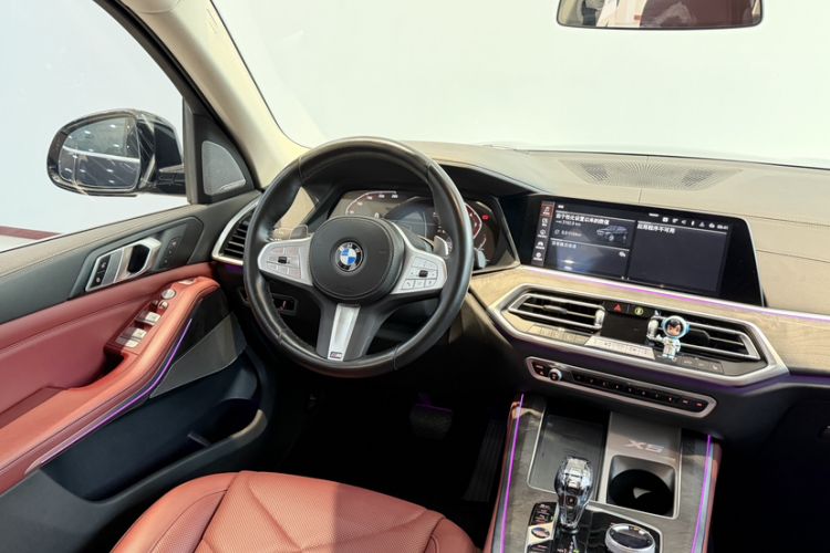 Used BMW X5 2022 xDrive 30Li Luxury M Sport Package Interior 2