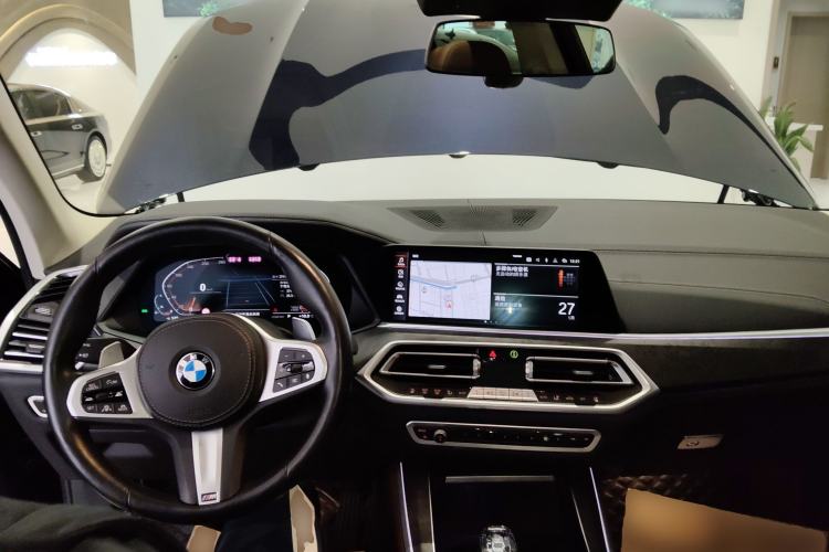 Used BMW X5 2022 xDrive40i Luxury Edition M Sport Package Interior 2