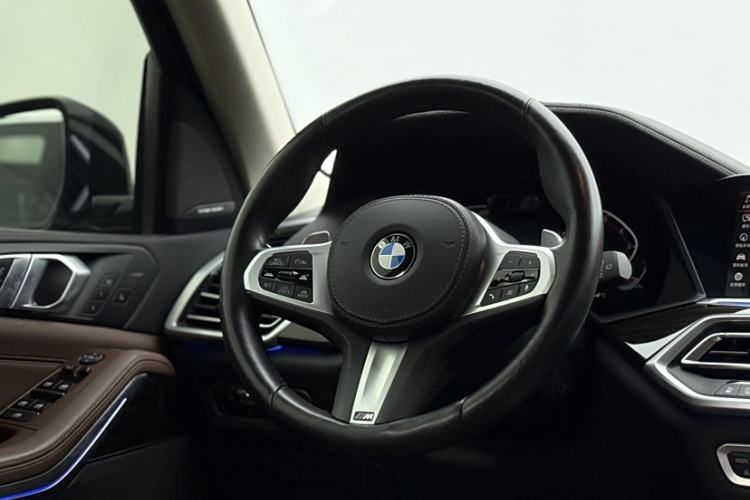 Used BMW X5 2022 xDrive40i Luxury Edition M Sport Package Interior 2