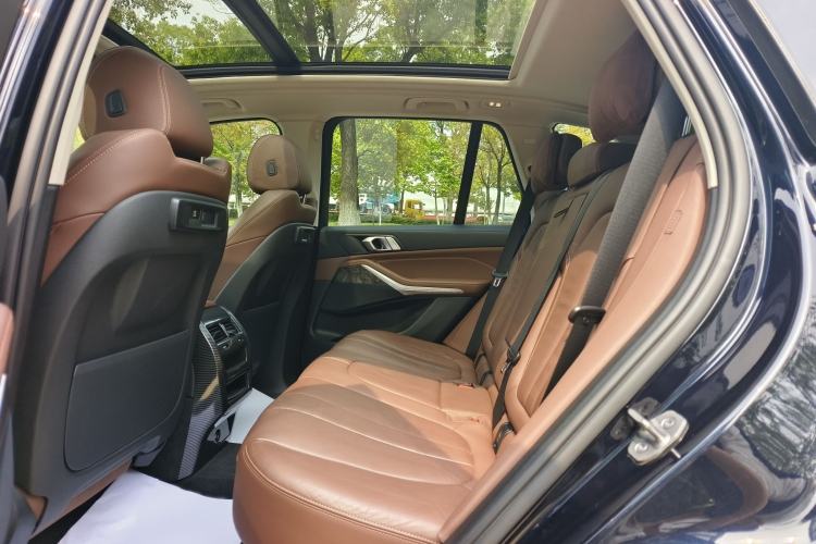 Used BMW X5 2022 xDrive30i M Sport Package Interior 3