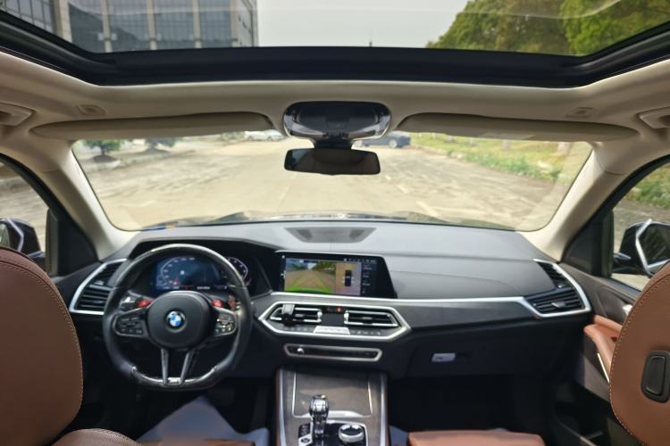 Used BMW X5 2022 xDrive30i M Sport Package Interior 4