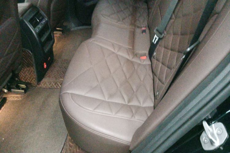 Used BMW X5 2022 xDrive 30Li M Sport Package Interior 4