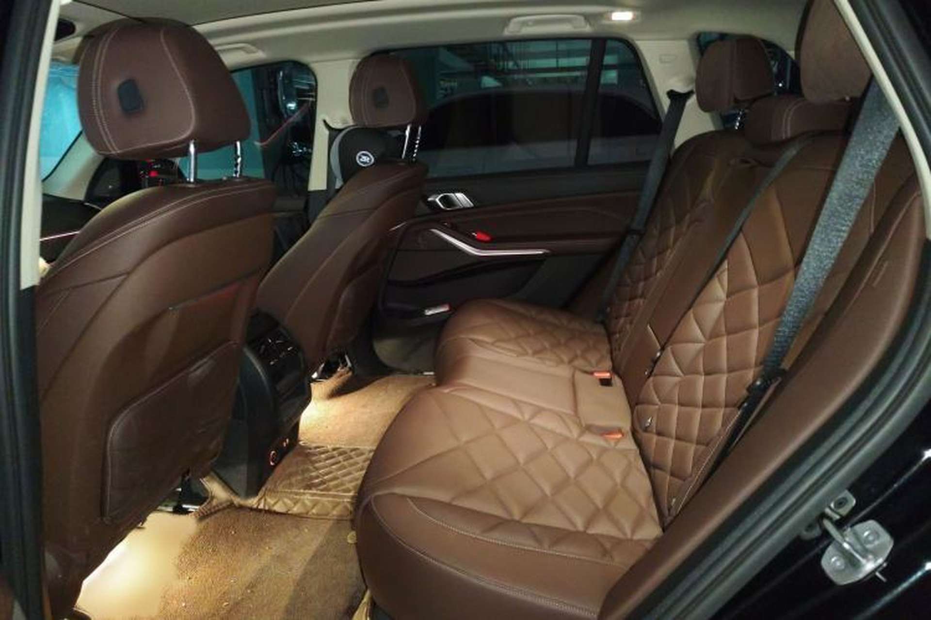 Used BMW X5 2022 xDrive 30Li M Sport Package Interior 4