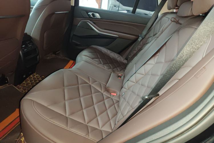 Used BMW X5 2022 Restyled xDrive 30Li M Sport Package Interior 4