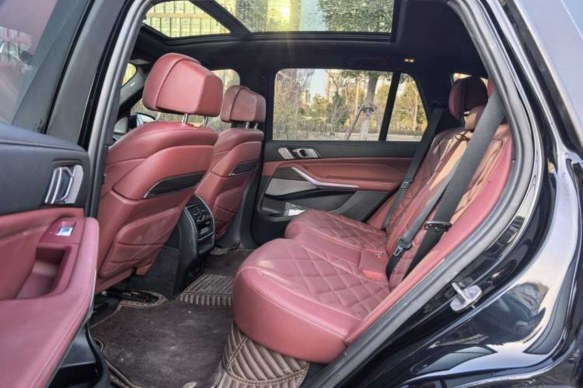 Used BMW X5 2022 Restyled xDrive 40Li M Sport Package Interior 7