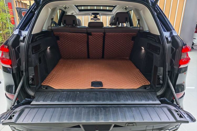 Used BMW X5 2022 xDrive30i M Sport Package Interior 7
