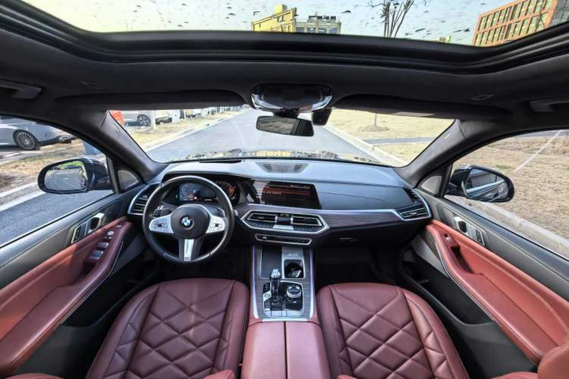 Used BMW X5 2022 Restyled xDrive 40Li M Sport Package Interior 8