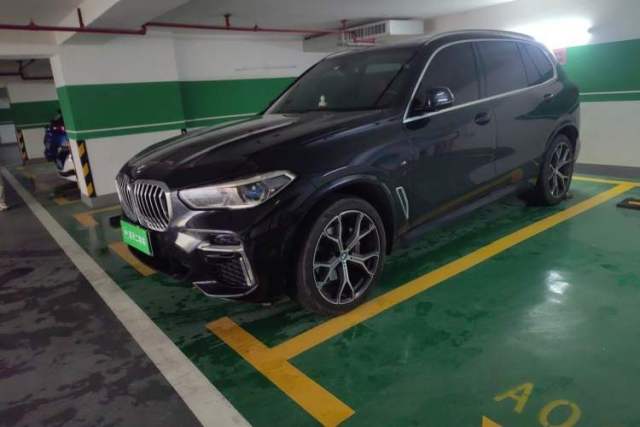 Used BMW X5 2022 xDrive 40Li M Sport Package