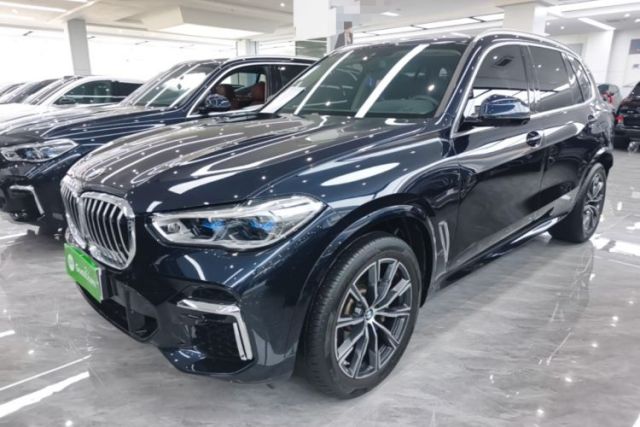 Used BMW X5 2022 Restyled xDrive 30Li Luxury Version M Sport Package