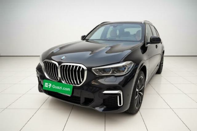 Używany BMW X5 2022 Restyled xDrive 30Li Luxury Version M Sport Package