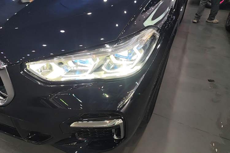Used BMW X5 2022 xDrive 30Li Luxury M Sport Package Left Front Headlight
