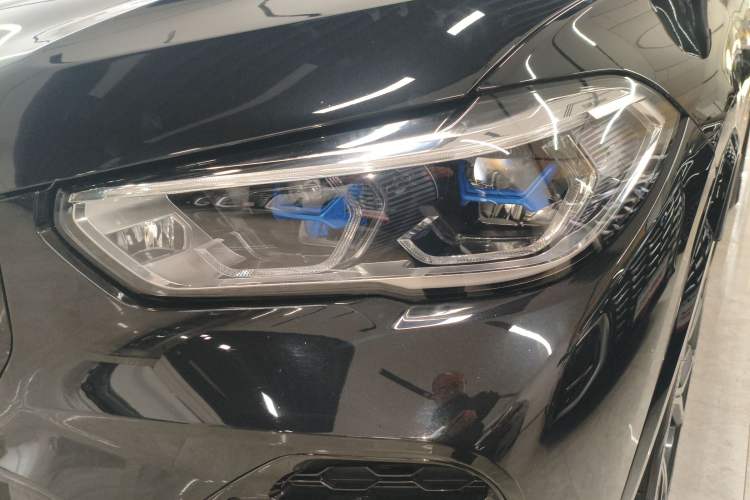 Used BMW X5 2022 xDrive40i Luxury Edition M Sport Package Left Front Headlight