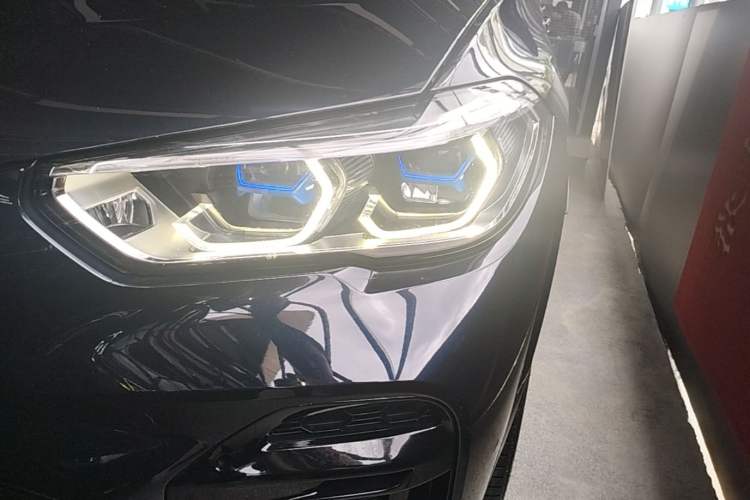 Used BMW X5 2022 xDrive40i M Sport Package Left Front Headlight