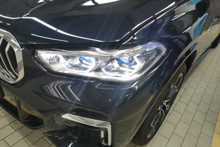 Used BMW X5 2022 Restyled xDrive 40Li Luxury Edition M Sport Package Left Front Headlight