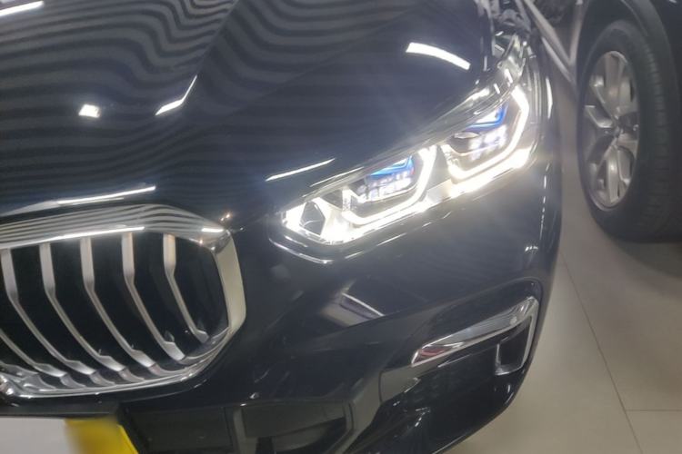 Used BMW X5 2022 Restyled xDrive 30Li Luxury Version M Sport Package Left Front Headlight