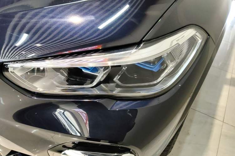 Used BMW X5 2022 Restyled xDrive 30Li Luxury Version M Sport Package Left Front Headlight