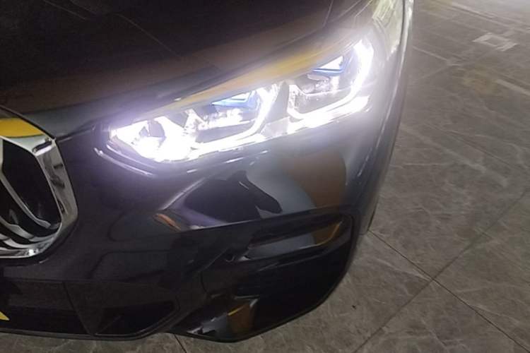 Used BMW X5 2022 xDrive40i Luxury Edition M Sport Package Left Front Headlight