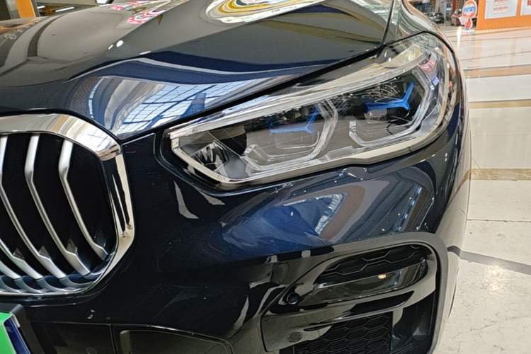 Used BMW X5 2022 xDrive40i Luxury Edition M Sport Package Left Front Headlight