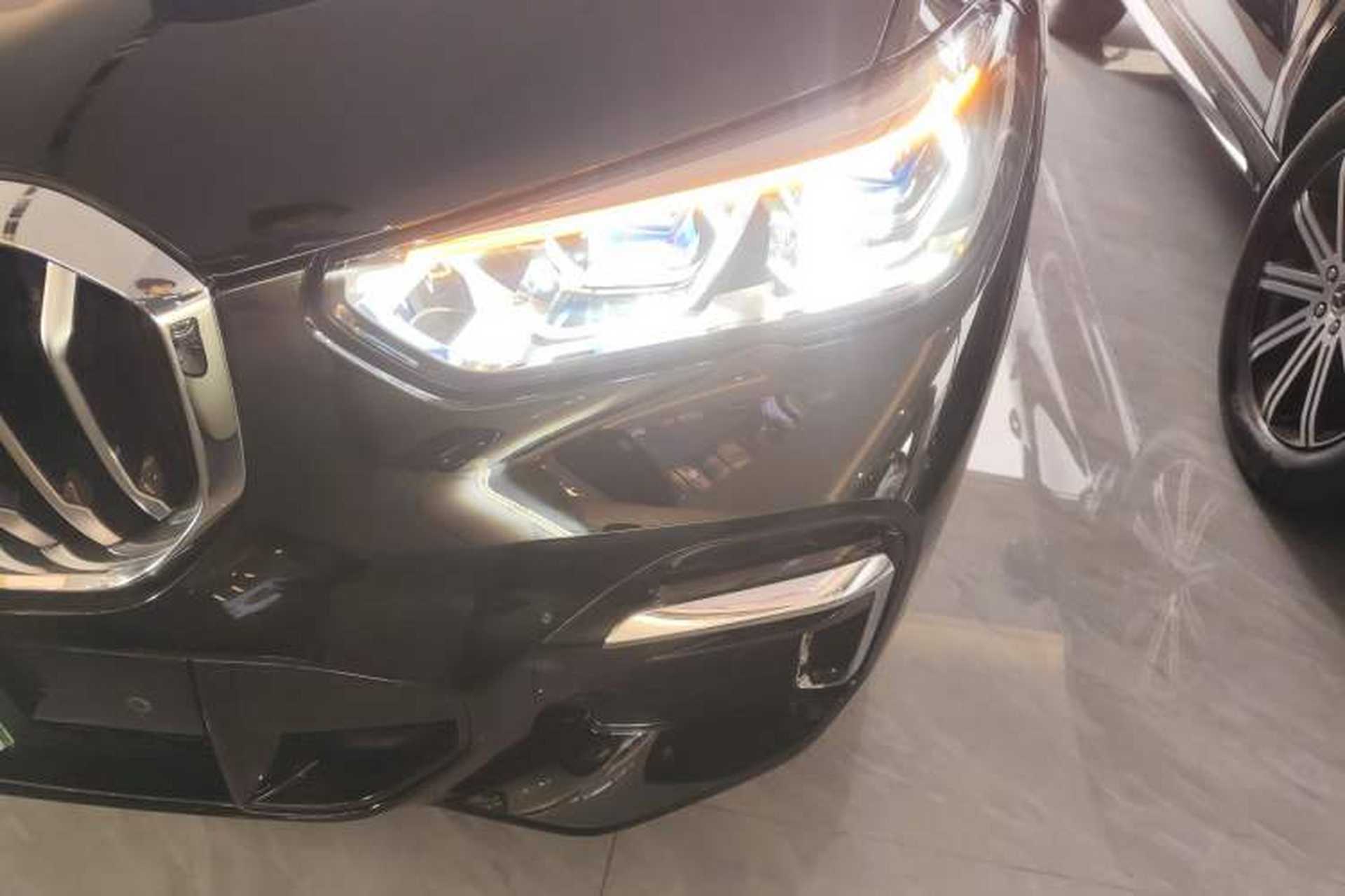 Used BMW X5 2022 Restyled xDrive 30Li Luxury Version M Sport Package Left Front Headlight