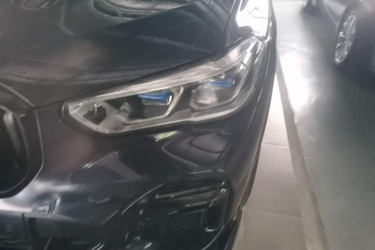 Used BMW X5 2022 Restyled xDrive 30Li Luxury Version M Sport Package Left Front Headlight
