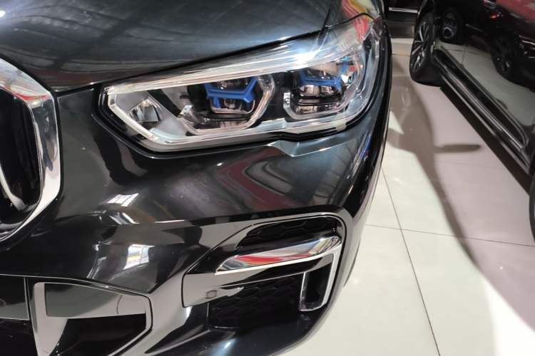 Used BMW X5 2022 Restyled xDrive 40Li M Sport Package Left Front Headlight