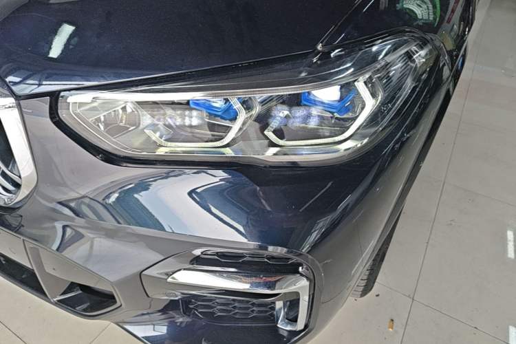 Used BMW X5 2022 xDrive 40Li Luxury Edition M Sport Package Left Front Headlight