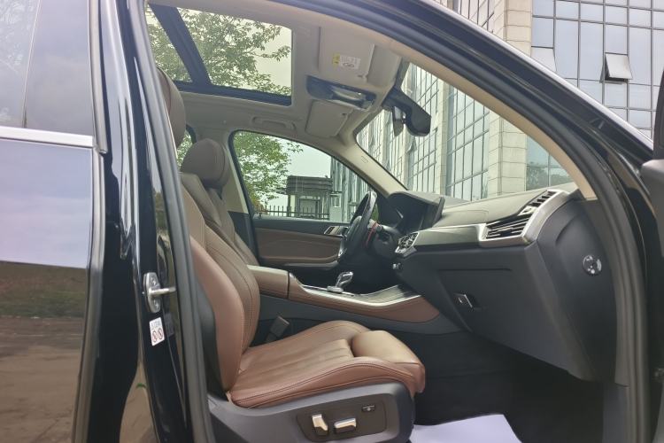 Used BMW X5 2022 xDrive30i M Sport Package Left Front Seat