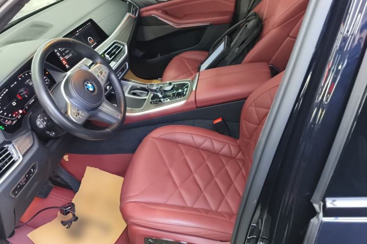 Used BMW X5 2022 Restyled xDrive 40Li M Sport Package Left Front Seat