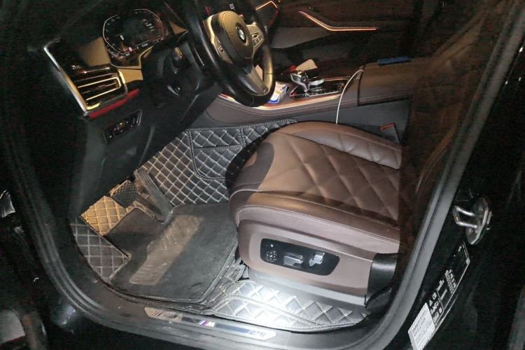 Used BMW X5 2022 Restyled xDrive 40Li M Sport Package Left Front Seat
