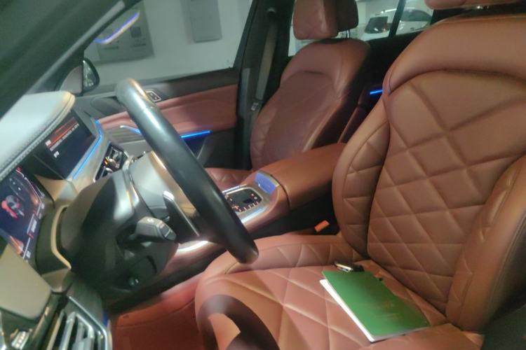 Used BMW X5 2022 Restyled xDrive 40Li M Sport Package Left Front Seat