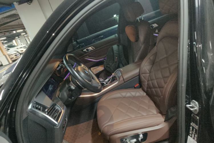 Used BMW X5 2022 Restyled xDrive 40Li M Sport Package Left Front Seat