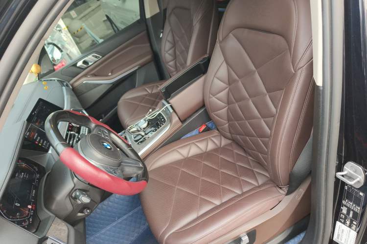 Used BMW X5 2022 Restyled xDrive 30Li M Sport Package Left Front Seat