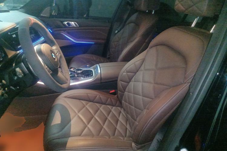 Used BMW X5 2022 Restyled xDrive 40Li M Sport Package Left Front Seat