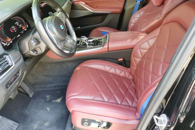Used BMW X5 2022 Restyled xDrive 40Li M Sport Package Left Front Seat