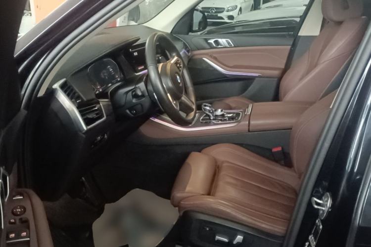 Used BMW X5 2022 xDrive30i M Sport Package Left Front Seat