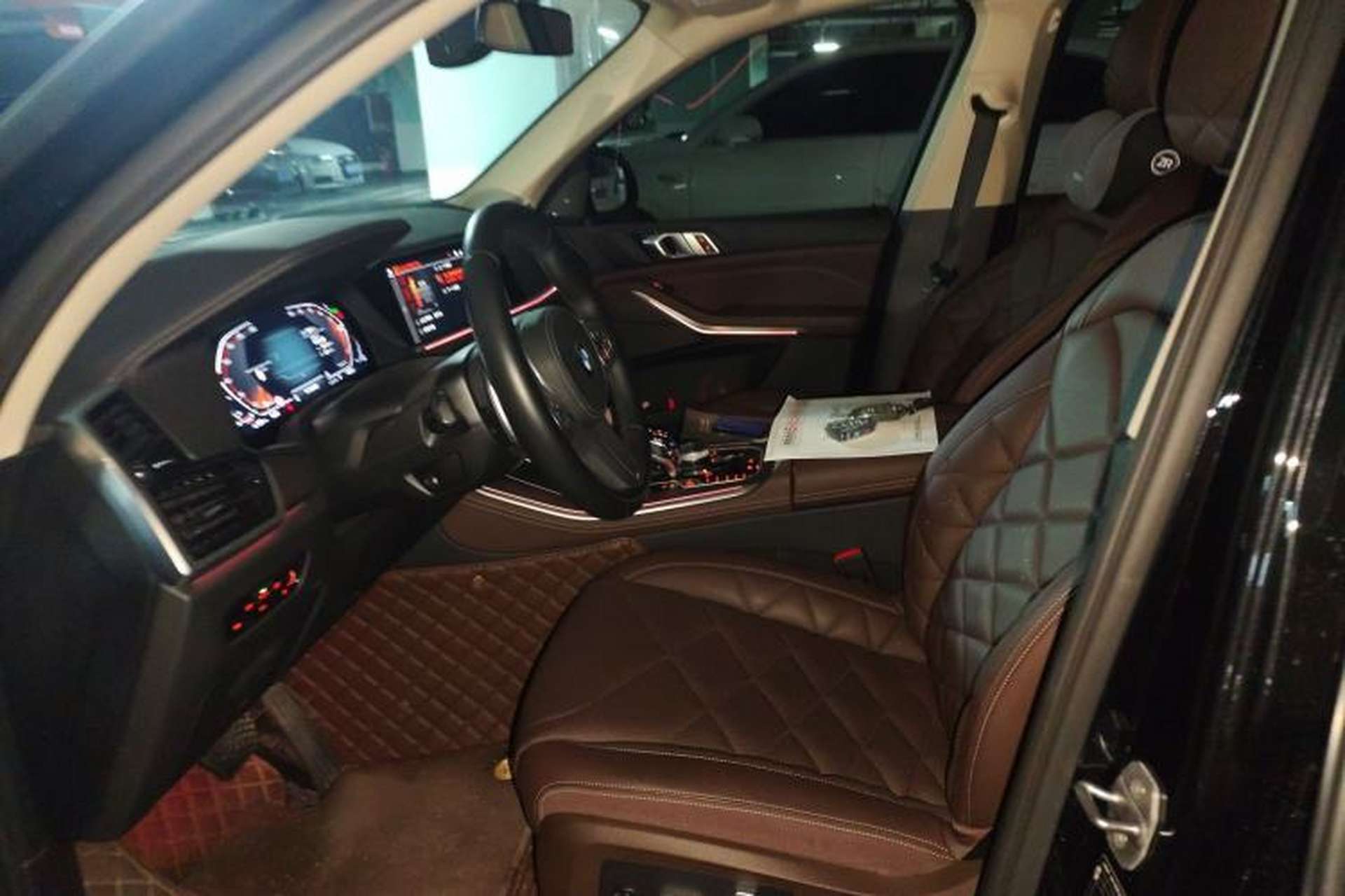 Used BMW X5 2022 xDrive 30Li M Sport Package Left Front Seat