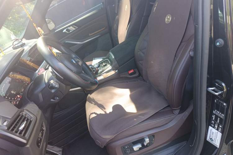 Used BMW X5 2022 Restyled xDrive 40Li M Sport Package Left Front Seat