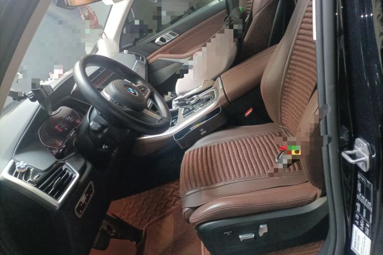 Used BMW X5 2022 xDrive40i M Sport Package Left Front Seat