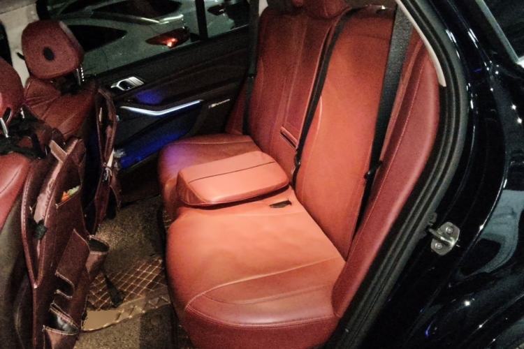 Used BMW X5 2022 xDrive 30Li M Sport Package Left Rear Seat