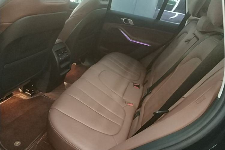 Used BMW X5 2022 xDrive30i M Sport Package Left Rear Seat