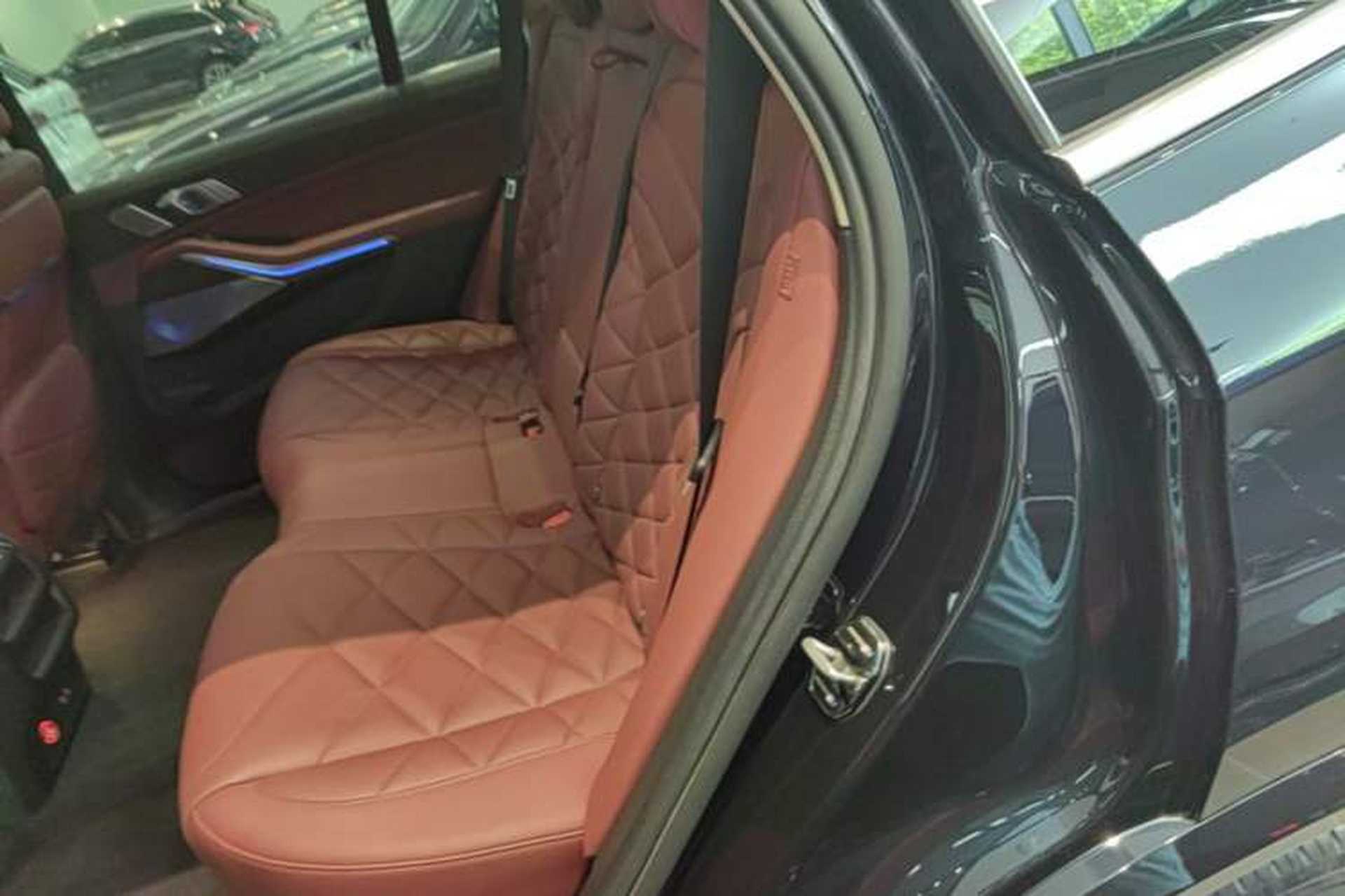 Used BMW X5 2022 xDrive 30Li Luxury M Sport Package Left Rear Seat