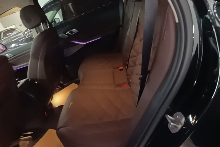 Used BMW X5 2022 Restyled xDrive 30Li Luxury Version M Sport Package Left Rear Seat