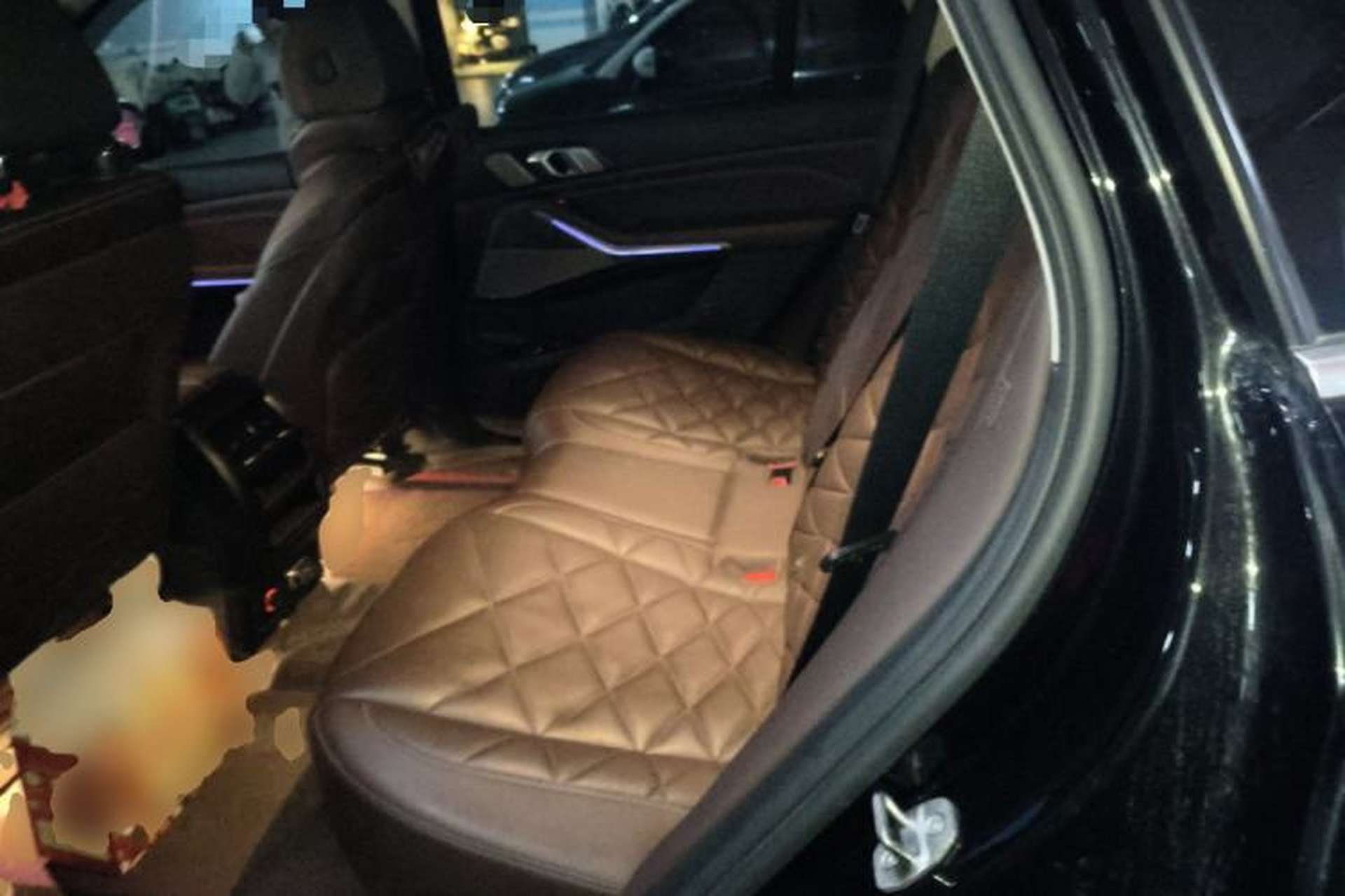 Used BMW X5 2022 Restyled xDrive 30Li Luxury Version M Sport Package Left Rear Seat