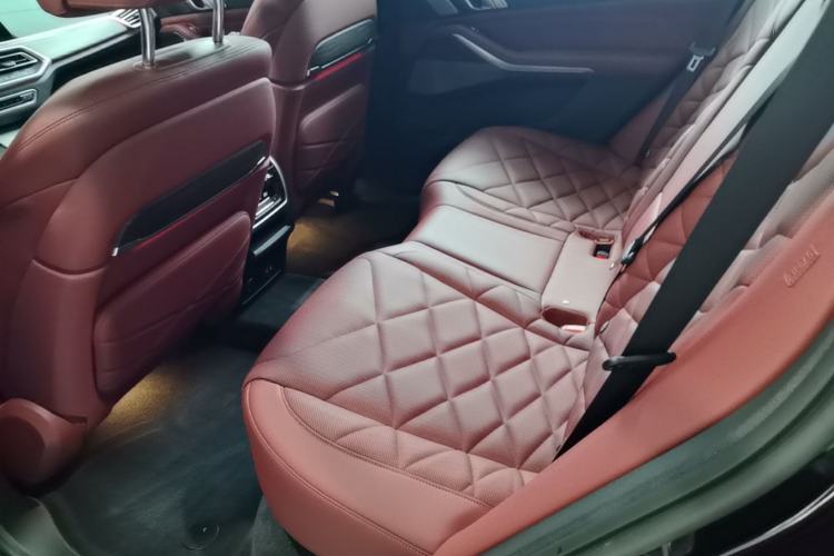 Used BMW X5 2022 Restyled xDrive 40Li M Sport Package Left Rear Seat