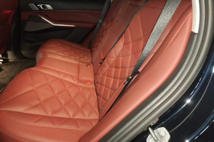 Used BMW X5 2022 Restyled xDrive 30Li Luxury Version M Sport Package Left Rear Seat