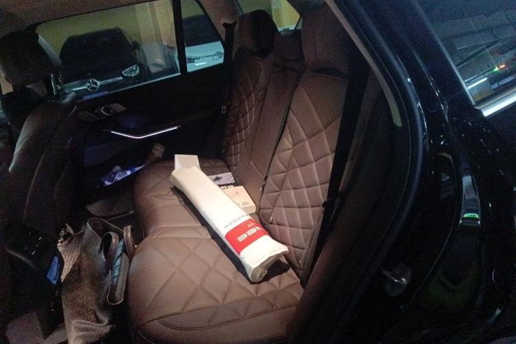 Used BMW X5 2022 Restyled xDrive 30Li Luxury Version M Sport Package Left Rear Seat